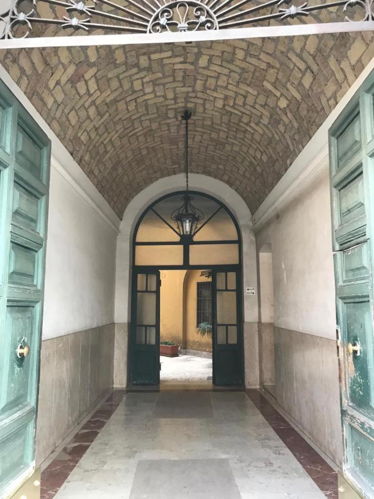 Midtown Trastevere Rome Exterior photo